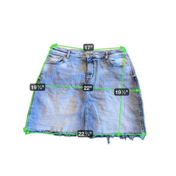 Maurices Denim Mini Skirt Frayed Hem Light Wash Casual Festival Sz 16 Indie - Picture 10 of 10